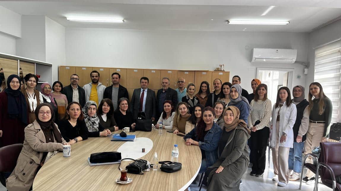 Keçiören İlçe Milli Eğitim Müdürü Yaşar Türk okulumuzu ziyaret etti.