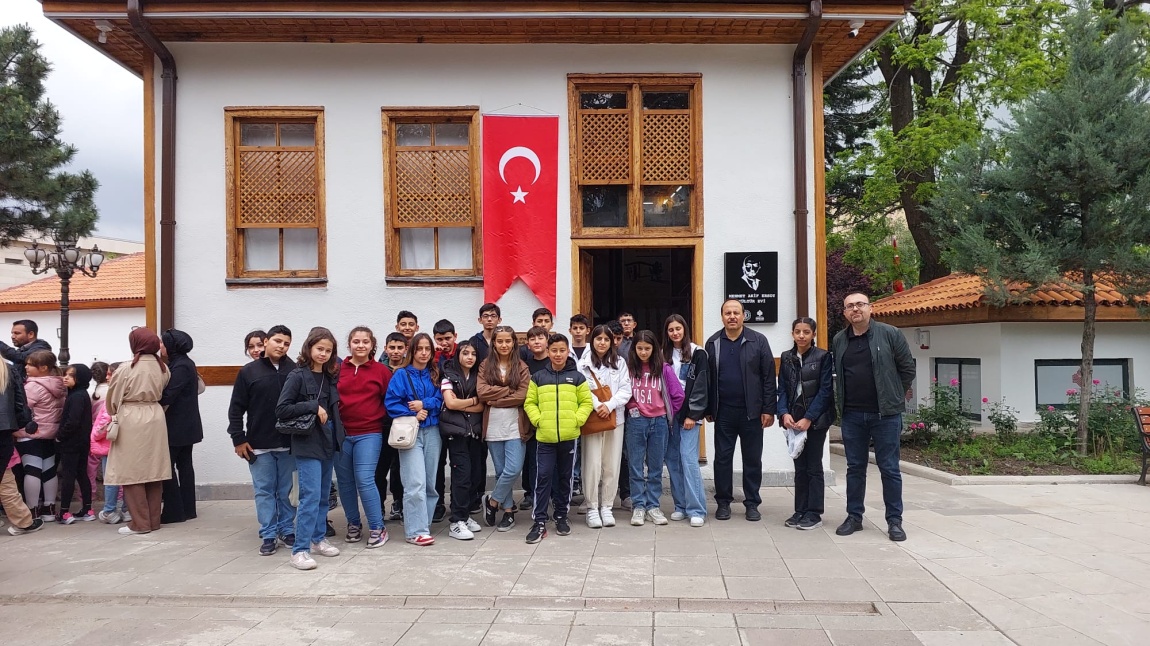 Mehmet Akif Ersoy Müze Evi ve Hamamönü gezisi